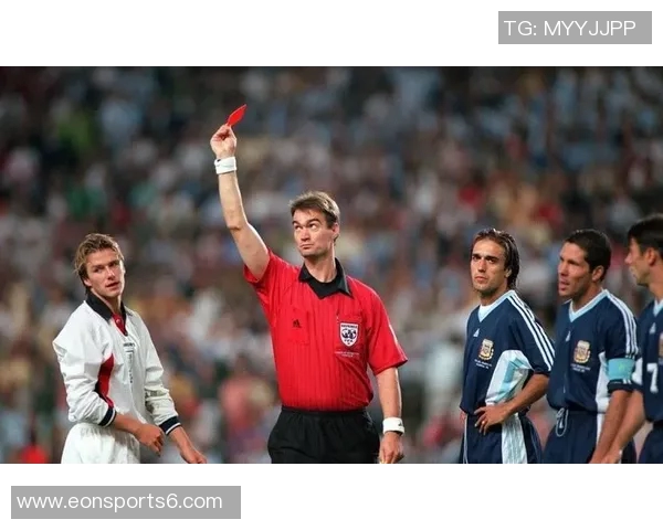 贝克汉姆的足球传奇与天下足球的辉煌历程探秘 贝克汉姆的足球传奇与天下足球的辉煌历程探秘